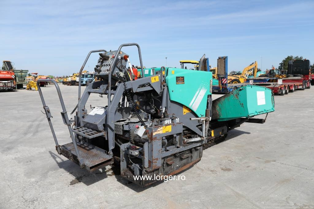 Vögele Super 600 - Finišer za asfalt: slika Vögele Super 600 - Finišer za asfalt Vögele Super 600 - Finišer za asfalt: slika Vögele Super 600 - Finišer za asfalt