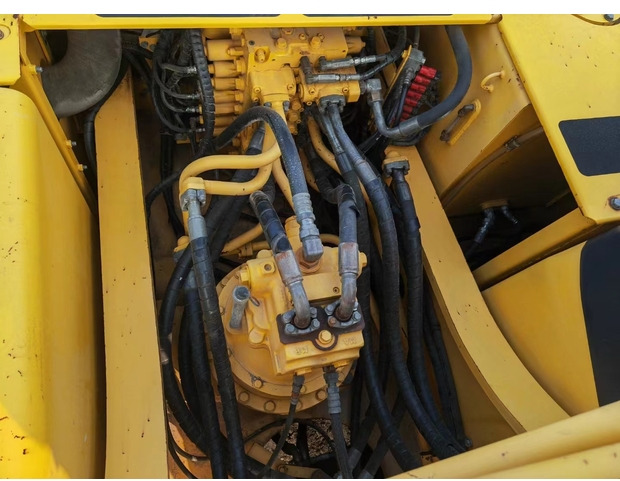 2022 Komatsu PC360-7 - Bager gusjeničar: slika 2022 Komatsu PC360-7 - Bager gusjeničar 2022 Komatsu PC360-7 - Bager gusjeničar: slika 2022 Komatsu PC360-7 - Bager gusjeničar