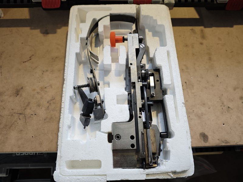 Hohner stitching head 52/8 - Tiskarski stroj: slika Hohner stitching head 52/8 - Tiskarski stroj Hohner stitching head 52/8 - Tiskarski stroj: slika Hohner stitching head 52/8 - Tiskarski stroj