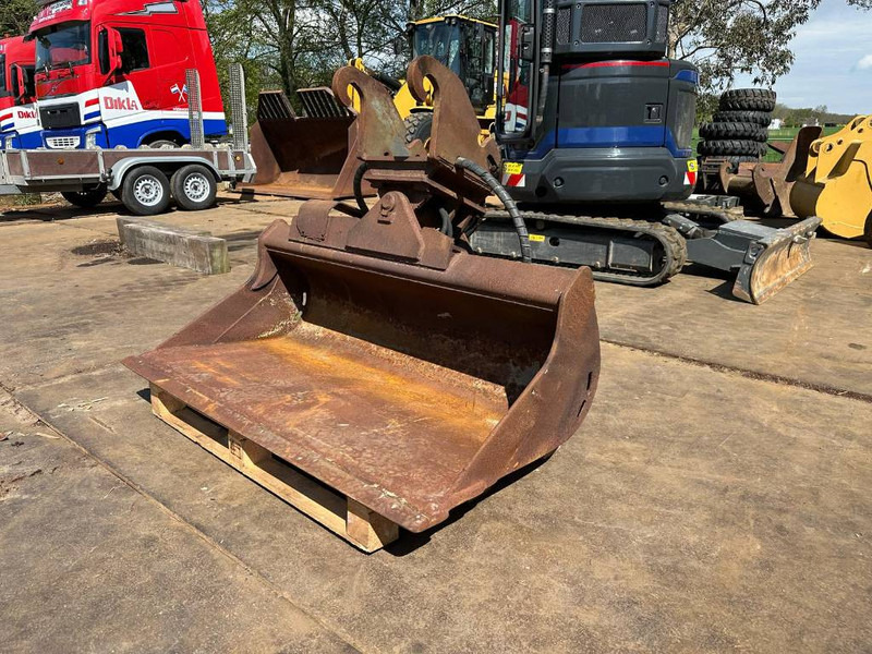 Korpa za Građevinski strojevi Cangini Benne CW10 tiltbucket / schwenklöffel / kantelbak: slika Korpa za Građevinski strojevi Cangini Benne CW10 tiltbucket / schwenklöffel / kantelbak