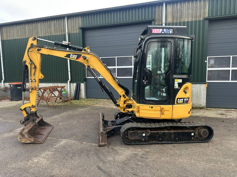 Cat 303.5E - A/C! - Mini bager: slika Cat 303.5E - A/C! - Mini bager Cat 303.5E - A/C! - Mini bager: slika Cat 303.5E - A/C! - Mini bager
