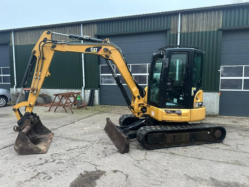 Cat 305 E CR - A/C - Mini bager: slika Cat 305 E CR - A/C - Mini bager Cat 305 E CR - A/C - Mini bager: slika Cat 305 E CR - A/C - Mini bager