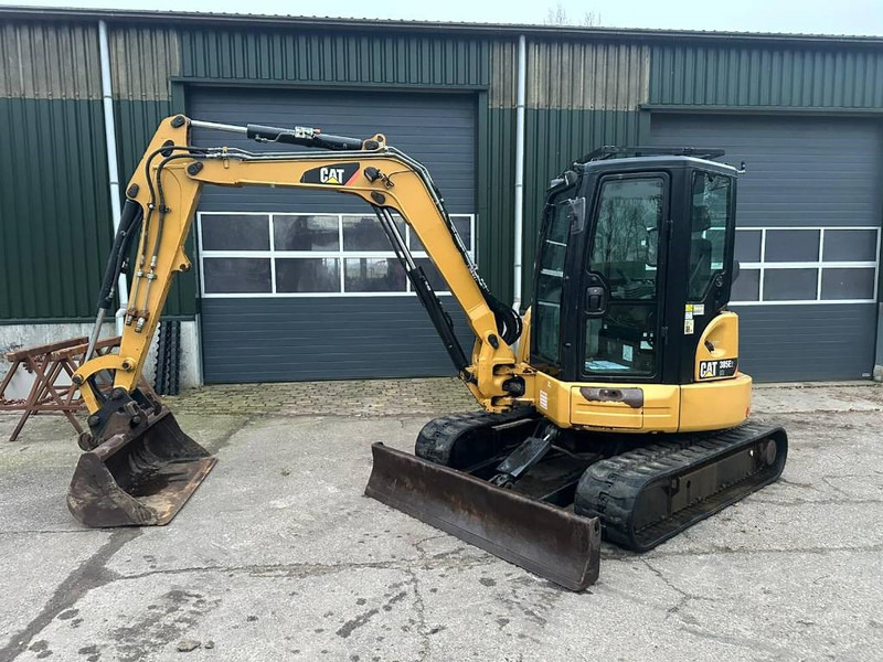 Cat 305 E CR - A/C - Mini bager: slika Cat 305 E CR - A/C - Mini bager Cat 305 E CR - A/C - Mini bager: slika Cat 305 E CR - A/C - Mini bager