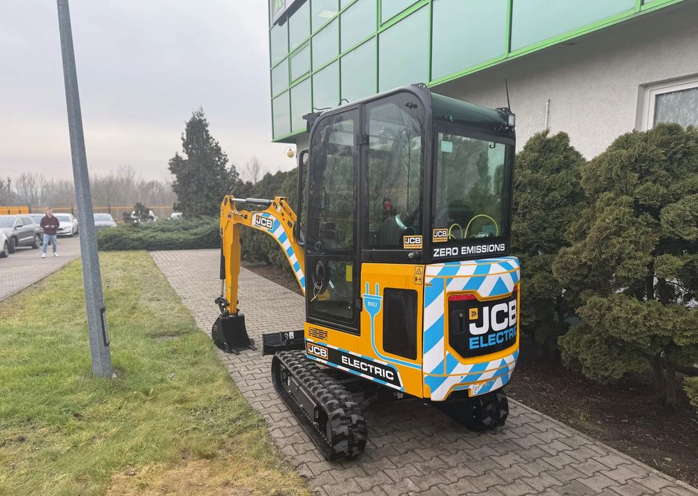 JCB 19C-1E - Mini bager: slika JCB 19C-1E - Mini bager JCB 19C-1E - Mini bager: slika JCB 19C-1E - Mini bager