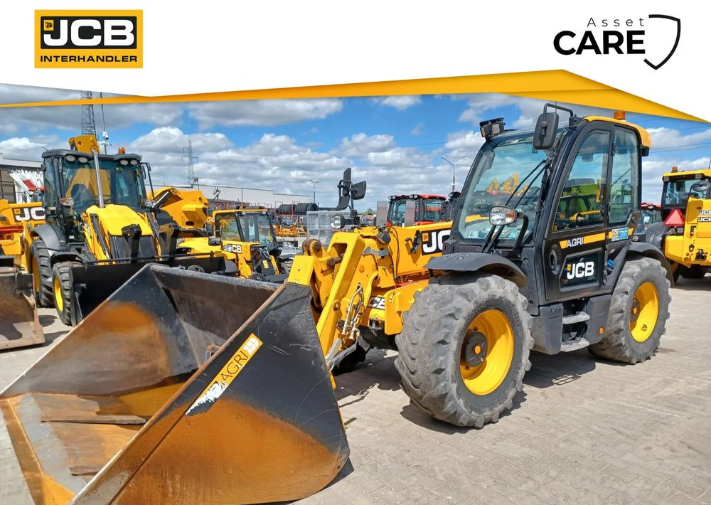 JCB 542-70 Agri - Teleskopski rukovatelj: slika JCB 542-70 Agri - Teleskopski rukovatelj JCB 542-70 Agri - Teleskopski rukovatelj: slika JCB 542-70 Agri - Teleskopski rukovatelj