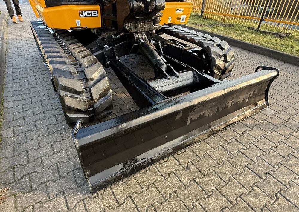 JCB 86C-2 - Mini bager: slika JCB 86C-2 - Mini bager JCB 86C-2 - Mini bager: slika JCB 86C-2 - Mini bager