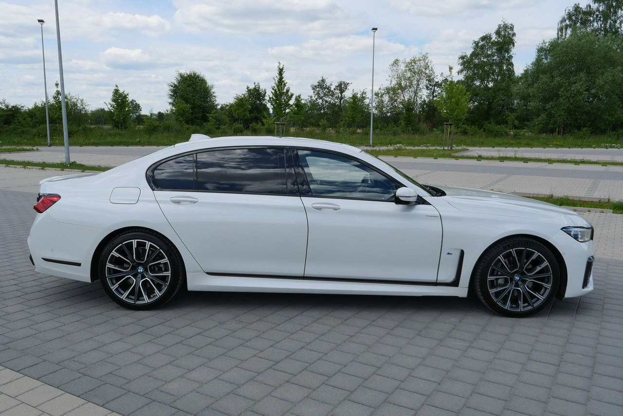BMW 730LD XDR. /VOLL/REAR ENTERT. /EXECUTIVE LOUNGE - Limuzina: slika BMW 730LD XDR. /VOLL/REAR ENTERT. /EXECUTIVE LOUNGE - Limuzina BMW 730LD XDR. /VOLL/REAR ENTERT. /EXECUTIVE LOUNGE - Limuzina: slika BMW 730LD XDR. /VOLL/REAR ENTERT. /EXECUTIVE LOUNGE - Limuzina