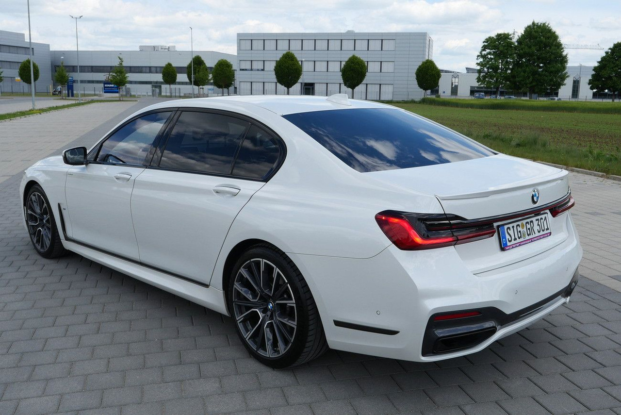 BMW 730LD XDR. /VOLL/REAR ENTERT. /EXECUTIVE LOUNGE - Limuzina: slika BMW 730LD XDR. /VOLL/REAR ENTERT. /EXECUTIVE LOUNGE - Limuzina BMW 730LD XDR. /VOLL/REAR ENTERT. /EXECUTIVE LOUNGE - Limuzina: slika BMW 730LD XDR. /VOLL/REAR ENTERT. /EXECUTIVE LOUNGE - Limuzina