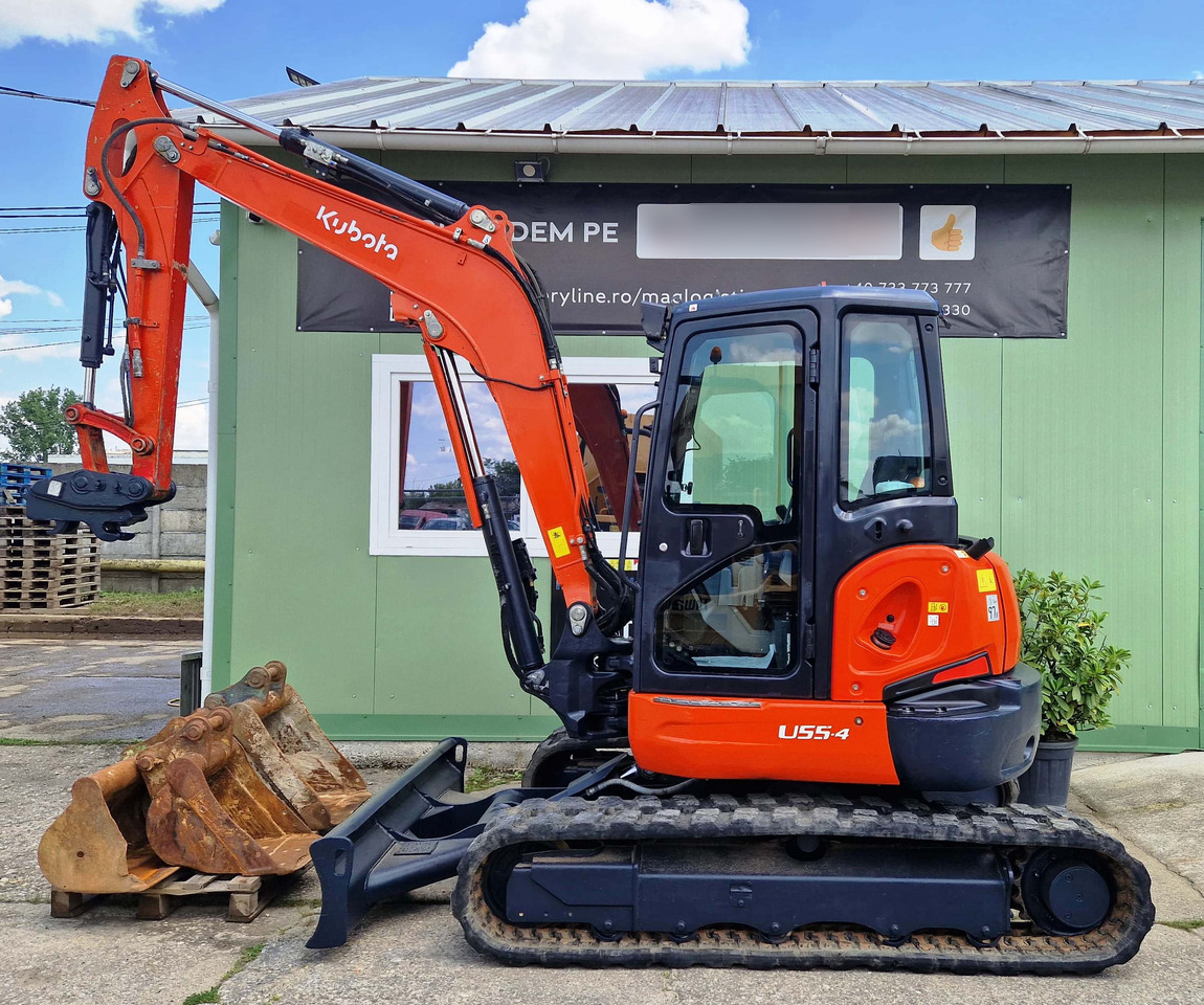 KUBOTA U55 - Mini bager: slika KUBOTA U55 - Mini bager KUBOTA U55 - Mini bager: slika KUBOTA U55 - Mini bager