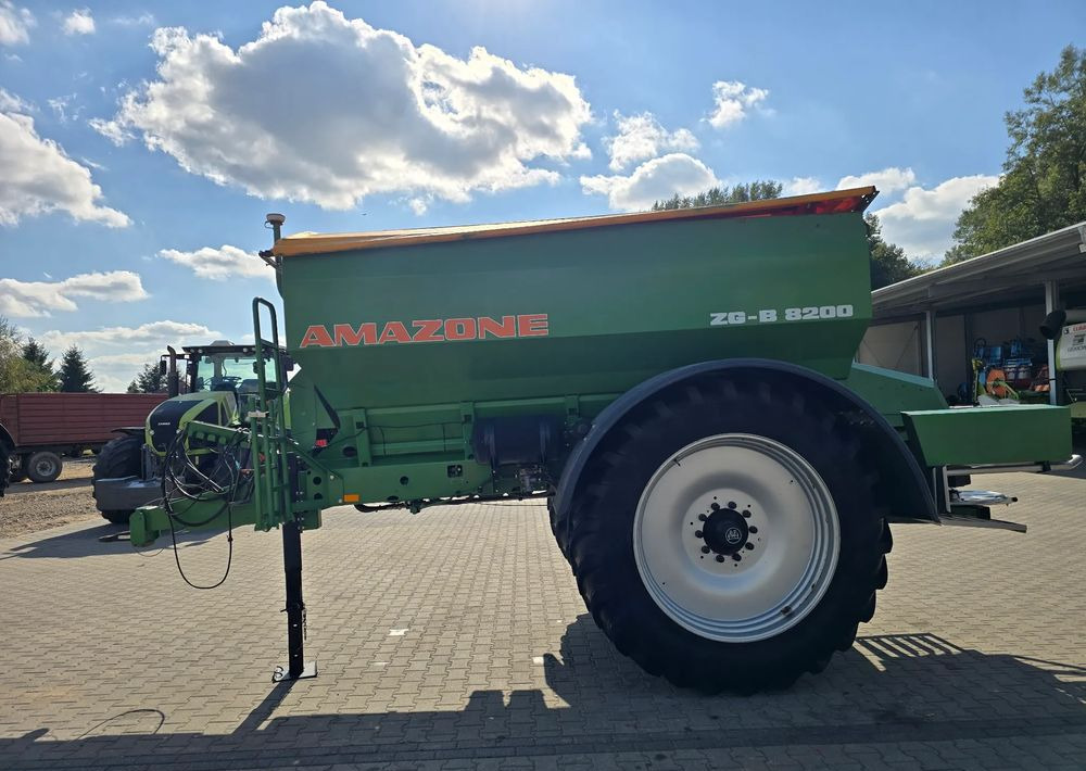 Amazone ZG-B 8200 Ultra Hydro - Rasipač gnojiva: slika Amazone ZG-B 8200 Ultra Hydro - Rasipač gnojiva Amazone ZG-B 8200 Ultra Hydro - Rasipač gnojiva: slika Amazone ZG-B 8200 Ultra Hydro - Rasipač gnojiva