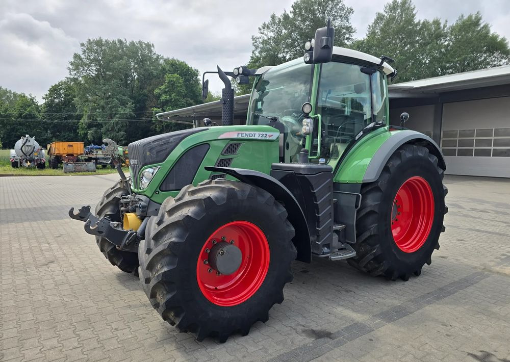 Fendt 722 Vario SCR Profi - Traktor: slika Fendt 722 Vario SCR Profi - Traktor Fendt 722 Vario SCR Profi - Traktor: slika Fendt 722 Vario SCR Profi - Traktor