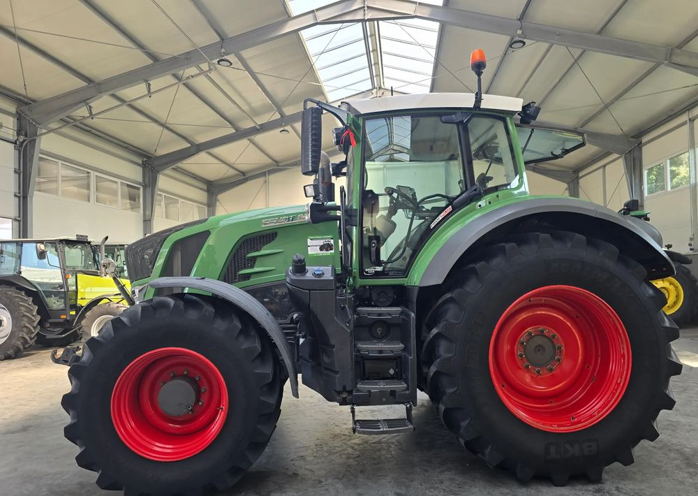 Fendt 828 - Traktor: slika Fendt 828 - Traktor Fendt 828 - Traktor: slika Fendt 828 - Traktor