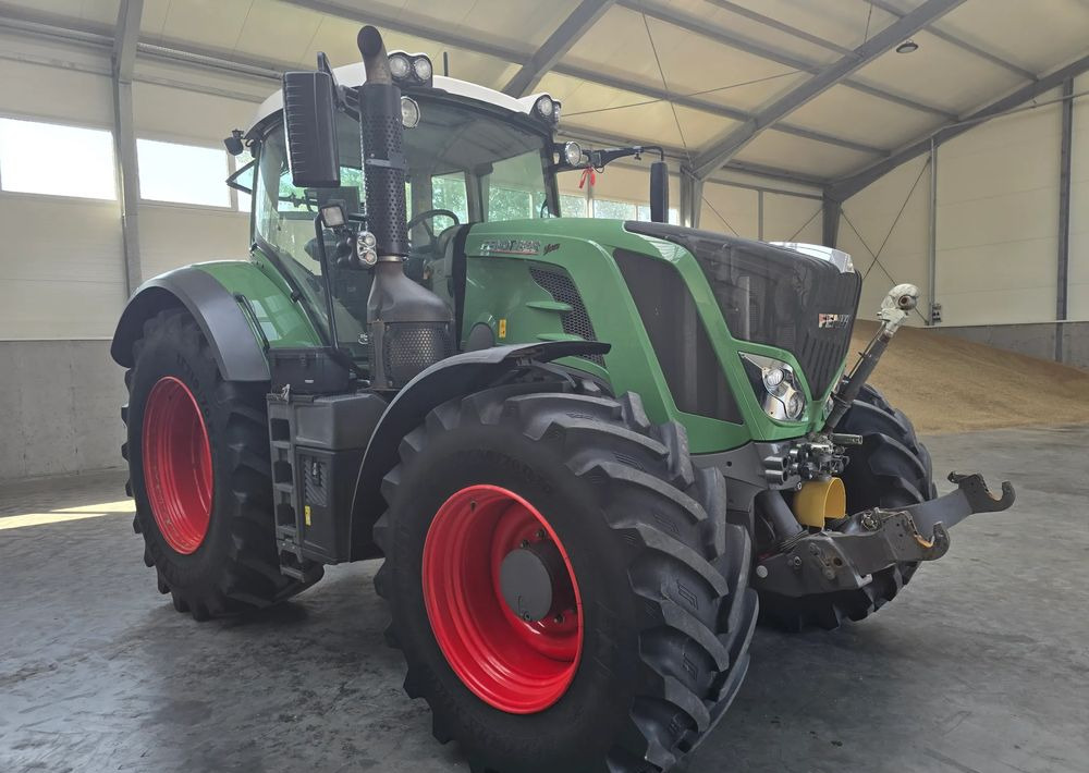 Fendt 828 - Traktor: slika Fendt 828 - Traktor Fendt 828 - Traktor: slika Fendt 828 - Traktor