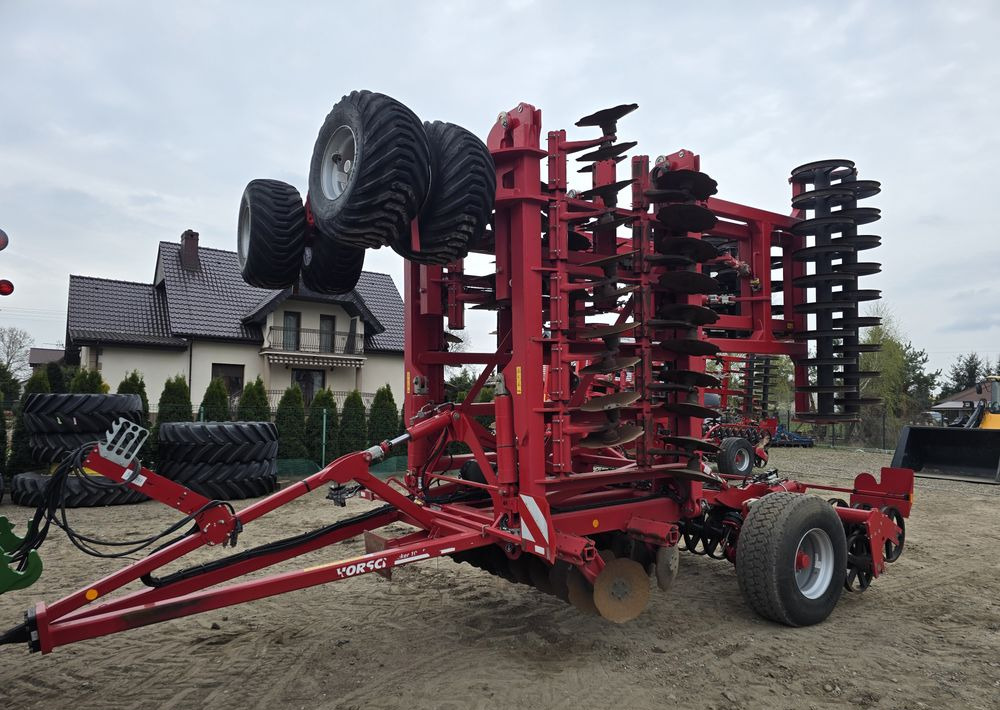 Horsch Jocker 10RT - Tanjurača: slika Horsch Jocker 10RT - Tanjurača Horsch Jocker 10RT - Tanjurača: slika Horsch Jocker 10RT - Tanjurača
