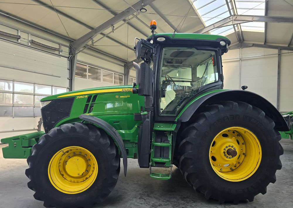 John Deere 7250R - Traktor: slika John Deere 7250R - Traktor John Deere 7250R - Traktor: slika John Deere 7250R - Traktor