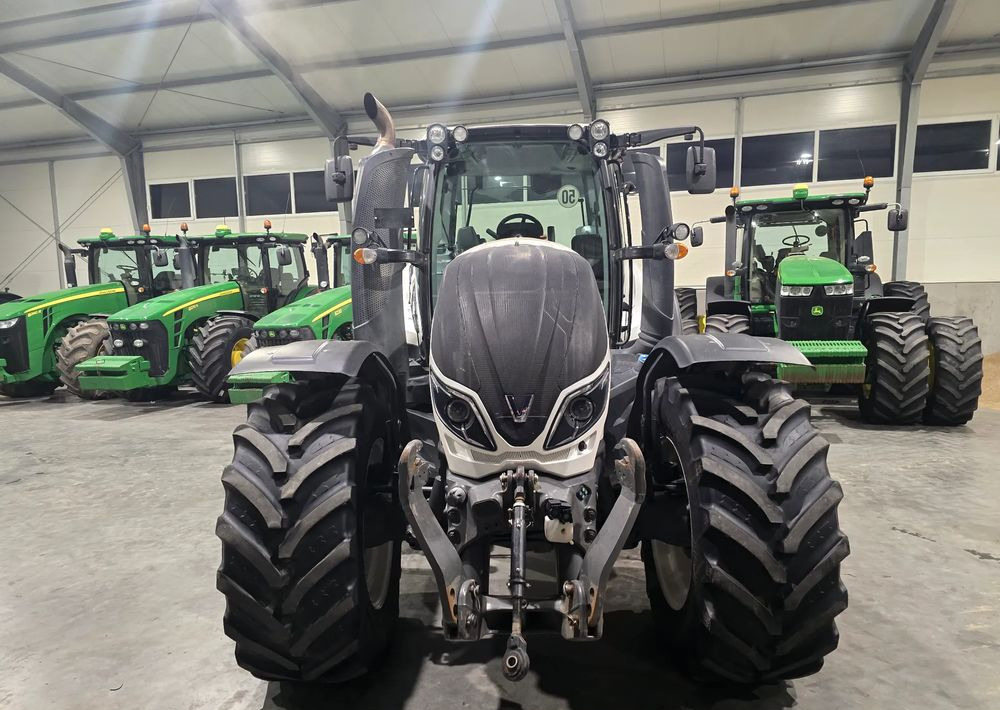 Valtra T 174S - Traktor: slika Valtra T 174S - Traktor Valtra T 174S - Traktor: slika Valtra T 174S - Traktor