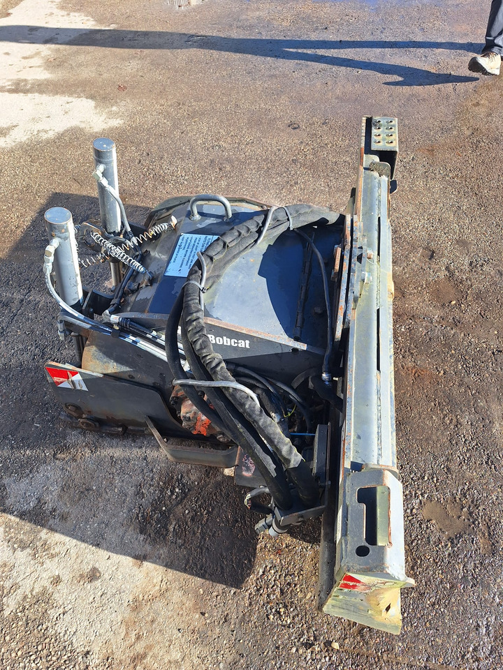 Mini utovarivač Bobcat S650: slika Mini utovarivač Bobcat S650