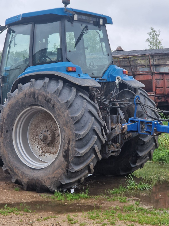 FORD 8670 - Traktor: slika FORD 8670 - Traktor FORD 8670 - Traktor: slika FORD 8670 - Traktor