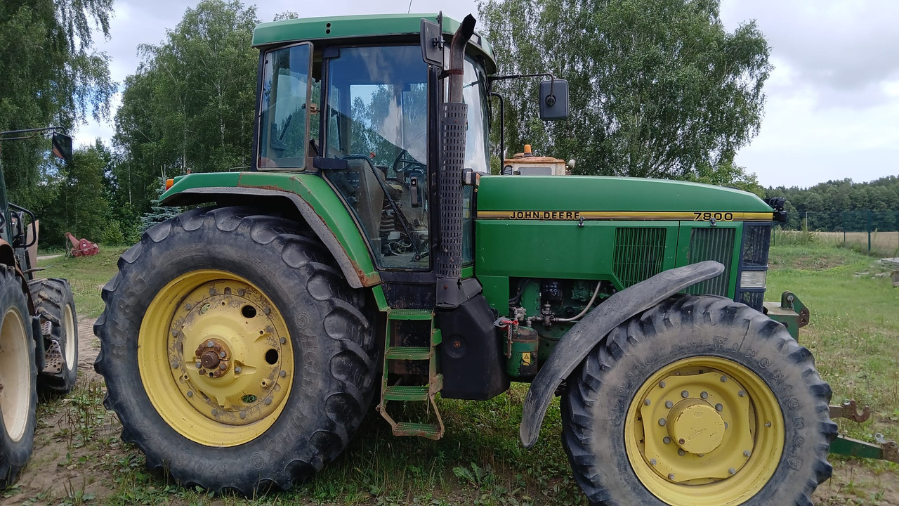 JOHN DEERE 7800 - Traktor: slika JOHN DEERE 7800 - Traktor JOHN DEERE 7800 - Traktor: slika JOHN DEERE 7800 - Traktor