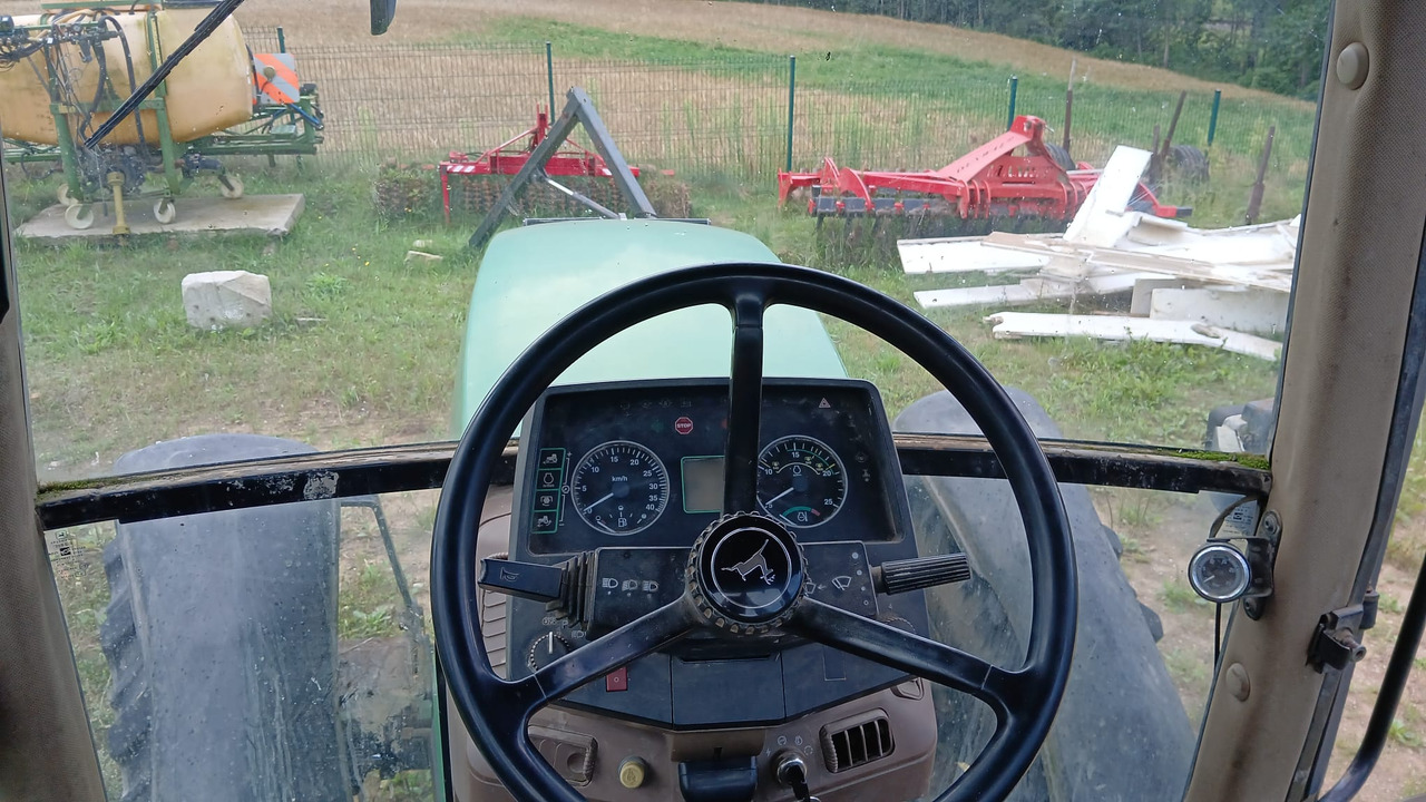 JOHN DEERE 7800 - Traktor: slika JOHN DEERE 7800 - Traktor JOHN DEERE 7800 - Traktor: slika JOHN DEERE 7800 - Traktor