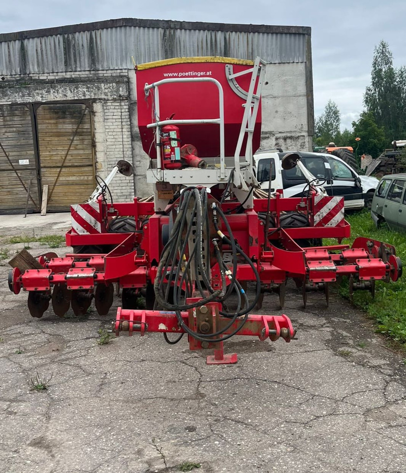 Pottinger Terrasem Artis R4 - Kombajn i sijačica: slika Pottinger Terrasem Artis R4 - Kombajn i sijačica Pottinger Terrasem Artis R4 - Kombajn i sijačica: slika Pottinger Terrasem Artis R4 - Kombajn i sijačica