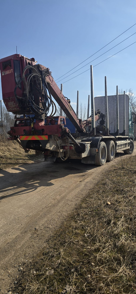 VOLVO FH 460 - Kamion šumar: slika VOLVO FH 460 - Kamion šumar VOLVO FH 460 - Kamion šumar: slika VOLVO FH 460 - Kamion šumar