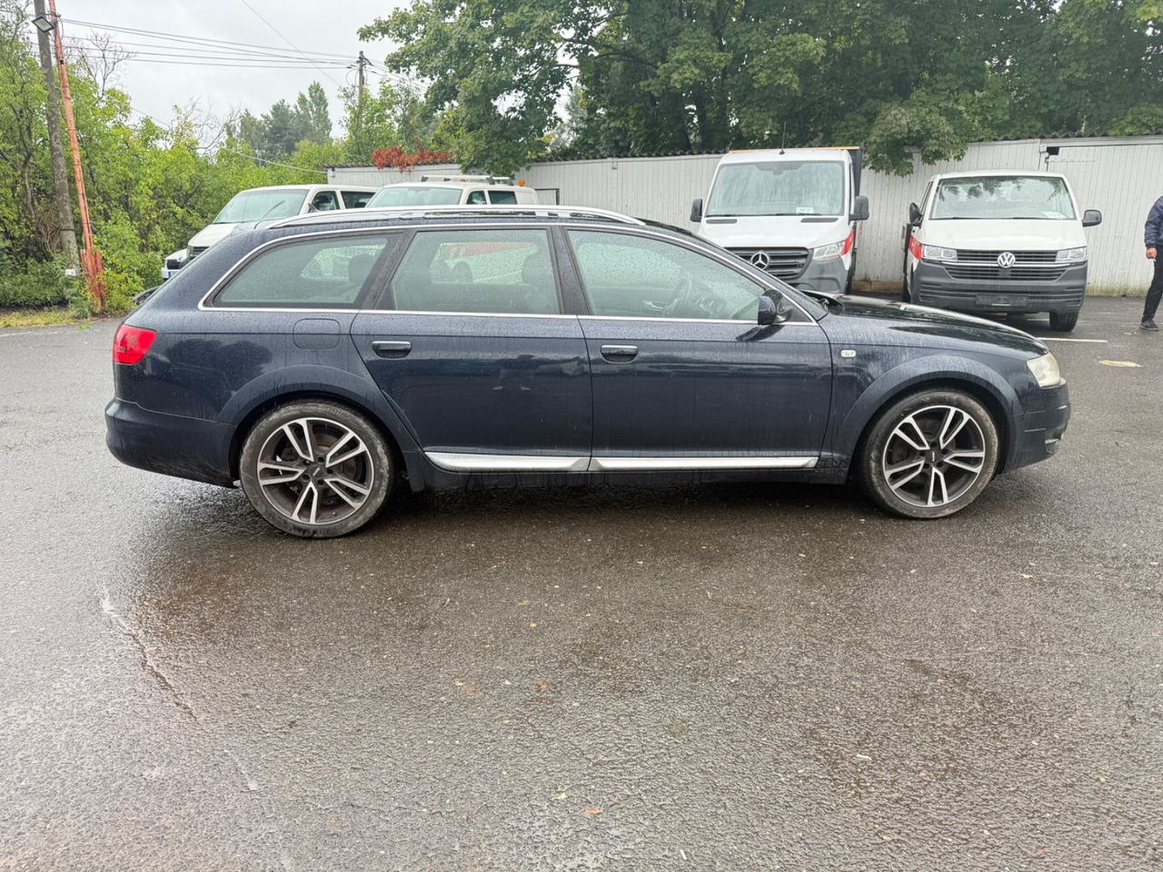 Audi A6 Allroad quattro 3.0 TDI - Karavan: slika Audi A6 Allroad quattro 3.0 TDI - Karavan Audi A6 Allroad quattro 3.0 TDI - Karavan: slika Audi A6 Allroad quattro 3.0 TDI - Karavan