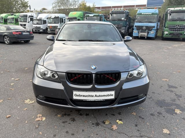BMW 318 Baureihe 3 Lim. 318i - Limuzina: slika BMW 318 Baureihe 3 Lim. 318i - Limuzina BMW 318 Baureihe 3 Lim. 318i - Limuzina: slika BMW 318 Baureihe 3 Lim. 318i - Limuzina
