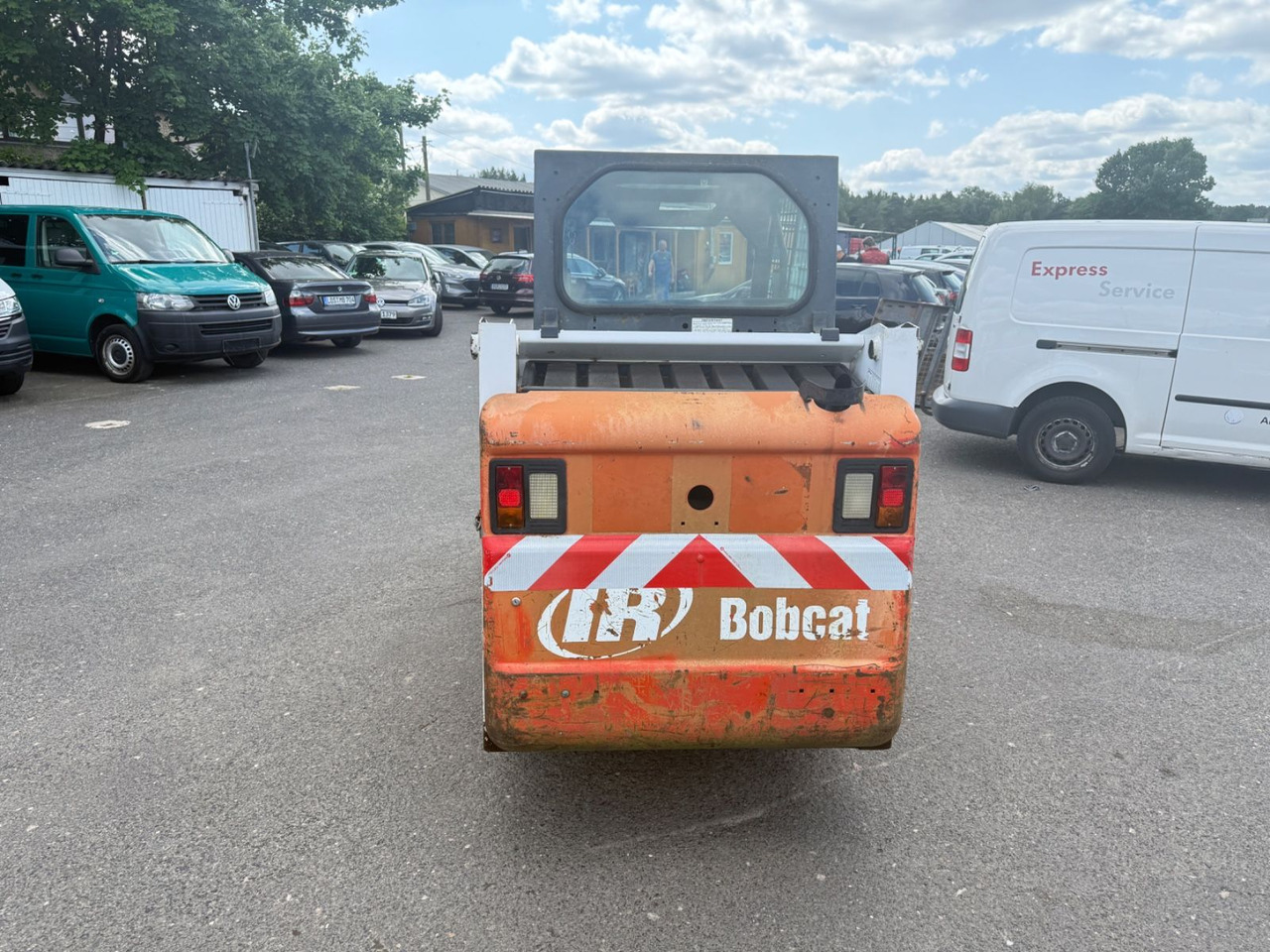 Bobcat 553 - Buldožer: slika Bobcat 553 - Buldožer Bobcat 553 - Buldožer: slika Bobcat 553 - Buldožer