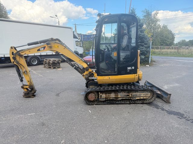 CAT 302.7 D - Mini bager: slika CAT 302.7 D - Mini bager CAT 302.7 D - Mini bager: slika CAT 302.7 D - Mini bager
