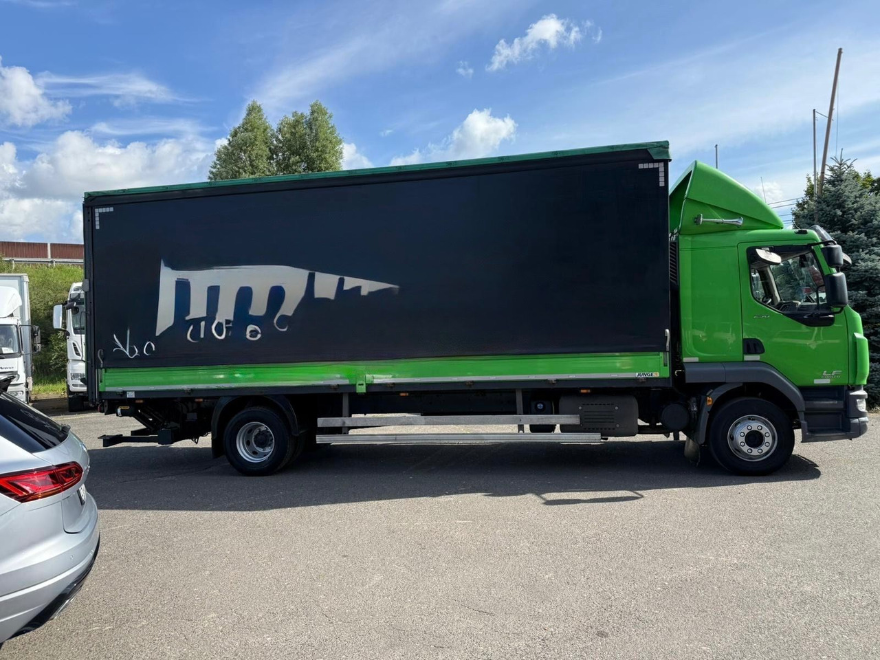 DAF LF 290 - Kamion s ceradom: slika DAF LF 290 - Kamion s ceradom DAF LF 290 - Kamion s ceradom: slika DAF LF 290 - Kamion s ceradom