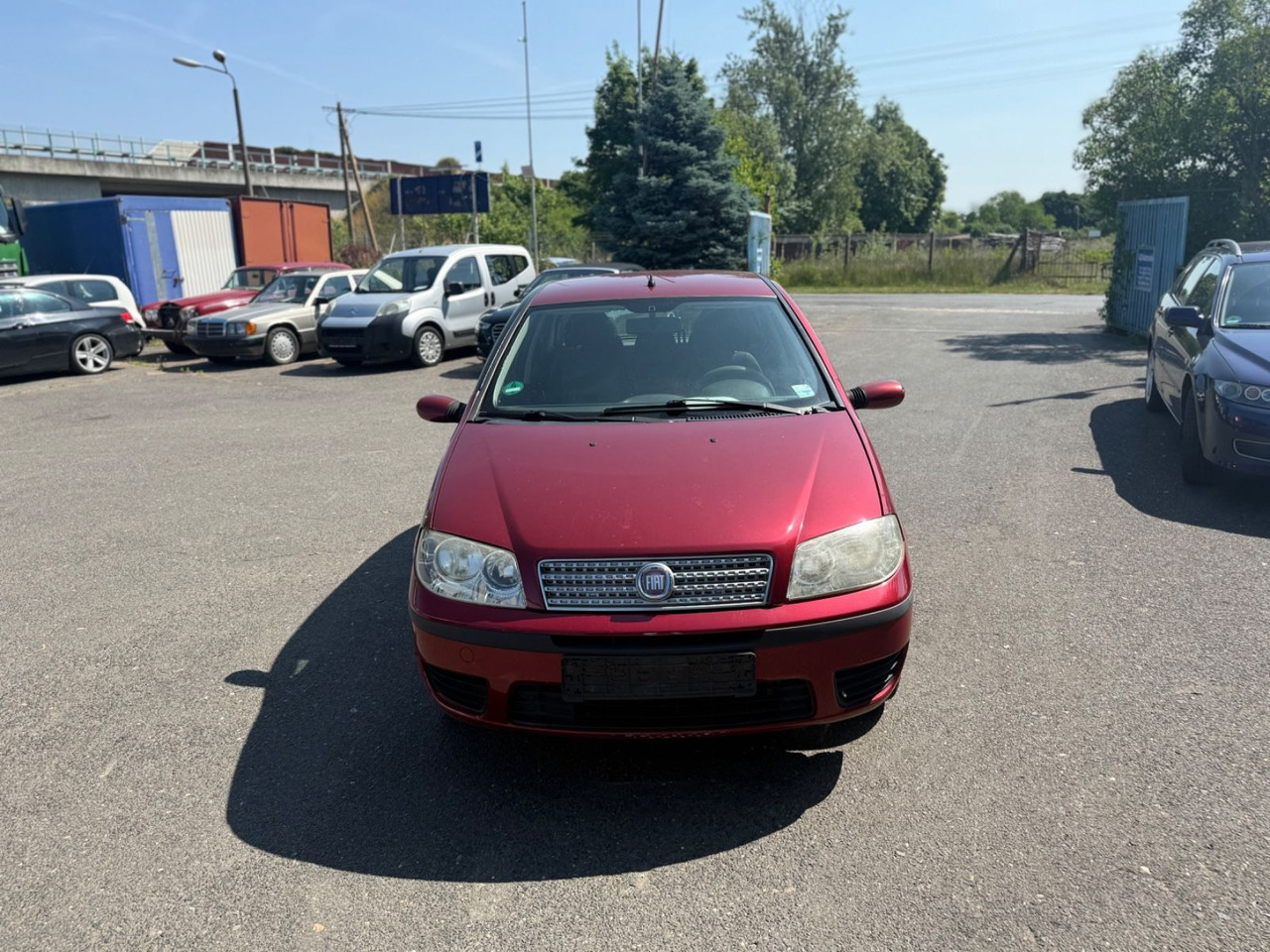 Fiat Punto Aktueller HU - Limuzina: slika Fiat Punto Aktueller HU - Limuzina Fiat Punto Aktueller HU - Limuzina: slika Fiat Punto Aktueller HU - Limuzina
