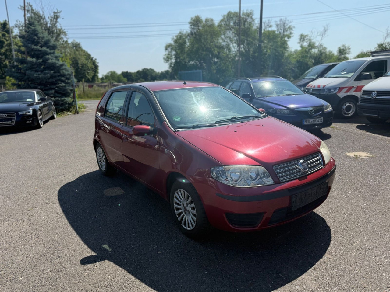 Fiat Punto Aktueller HU - Limuzina: slika Fiat Punto Aktueller HU - Limuzina Fiat Punto Aktueller HU - Limuzina: slika Fiat Punto Aktueller HU - Limuzina