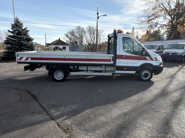 Ford Transit Pritsche - Dostavno vozilo s ravnom platformom: slika Ford Transit Pritsche - Dostavno vozilo s ravnom platformom Ford Transit Pritsche - Dostavno vozilo s ravnom platformom: slika Ford Transit Pritsche - Dostavno vozilo s ravnom platformom