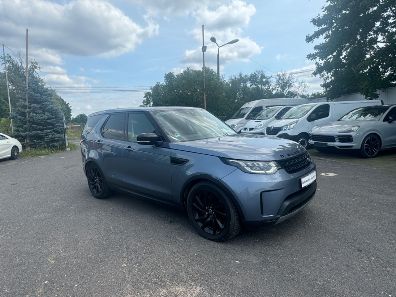 Land Rover Discovery 5 SE TD6 - SUV: slika Land Rover Discovery 5 SE TD6 - SUV Land Rover Discovery 5 SE TD6 - SUV: slika Land Rover Discovery 5 SE TD6 - SUV