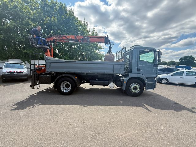 MAN TGM 18.280 Kipper Kran Atlas 85.2 - Kiper, Kamion s kranom: slika MAN TGM 18.280 Kipper Kran Atlas 85.2 - Kiper, Kamion s kranom MAN TGM 18.280 Kipper Kran Atlas 85.2 - Kiper, Kamion s kranom: slika MAN TGM 18.280 Kipper Kran Atlas 85.2 - Kiper, Kamion s kranom