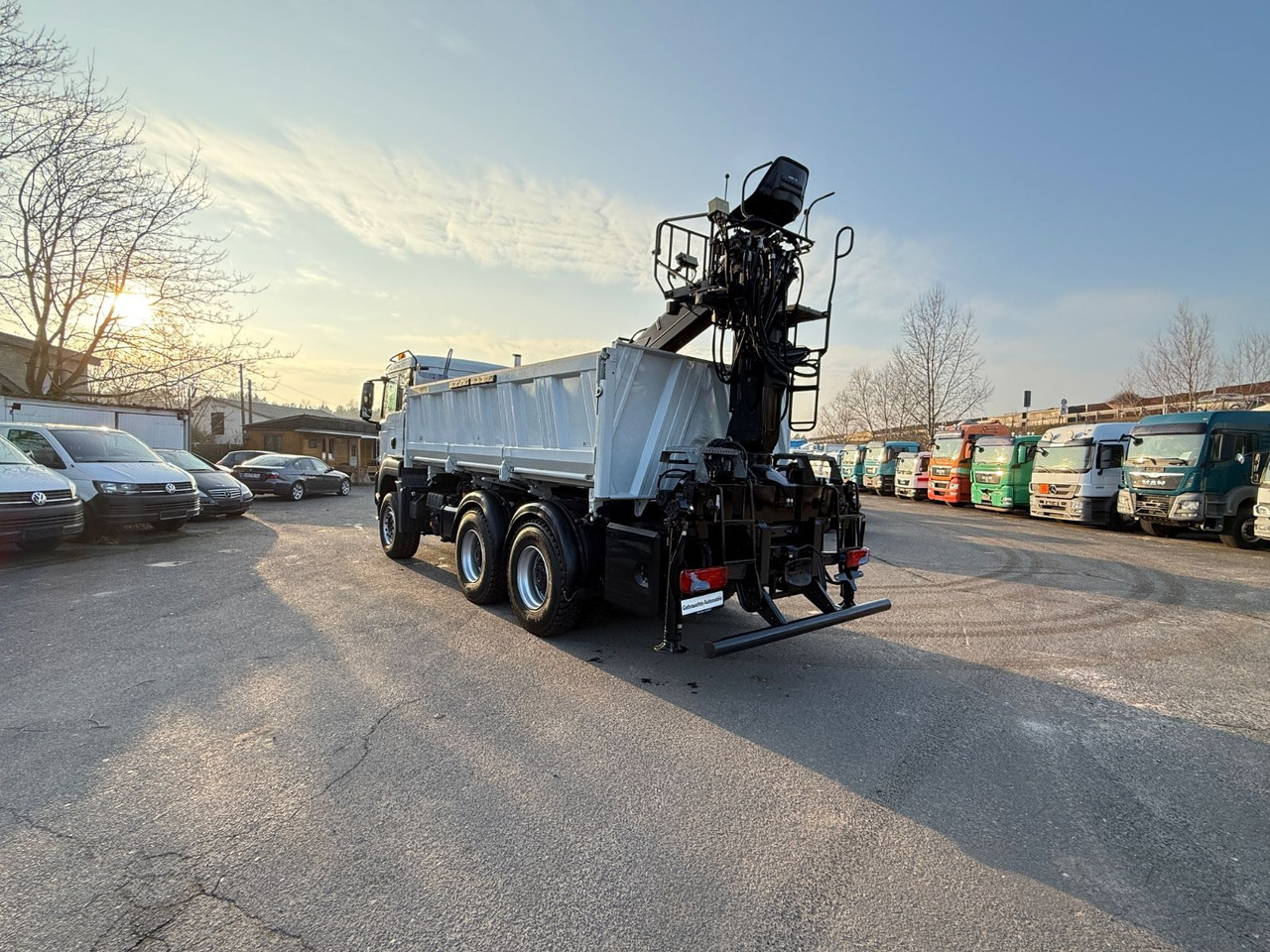 Kiper MAN TGS 26.400 Kipper mit Kran Jonsered 6x4: slika Kiper MAN TGS 26.400 Kipper mit Kran Jonsered 6x4