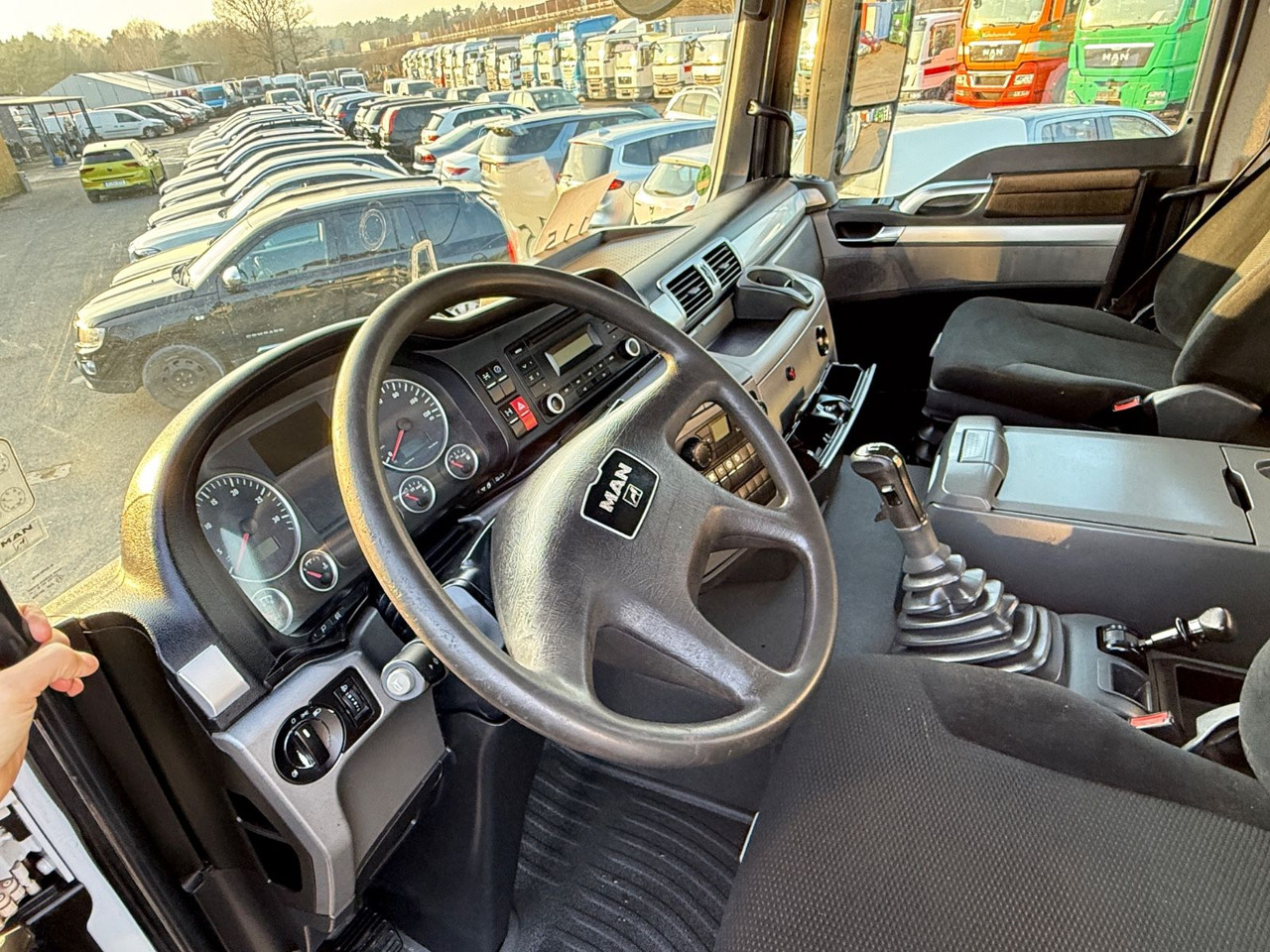Kiper MAN TGS 26.400 Kipper mit Kran Jonsered 6x4: slika Kiper MAN TGS 26.400 Kipper mit Kran Jonsered 6x4