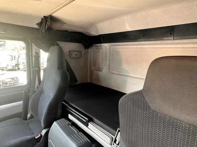 Kamion s kukastom dizalicom MAN TGS 26.440 FG / 6x4 BB: slika Kamion s kukastom dizalicom MAN TGS 26.440 FG / 6x4 BB Kamion s kukastom dizalicom MAN TGS 26.440 FG / 6x4 BB: slika Kamion s kukastom dizalicom MAN TGS 26.440 FG / 6x4 BB