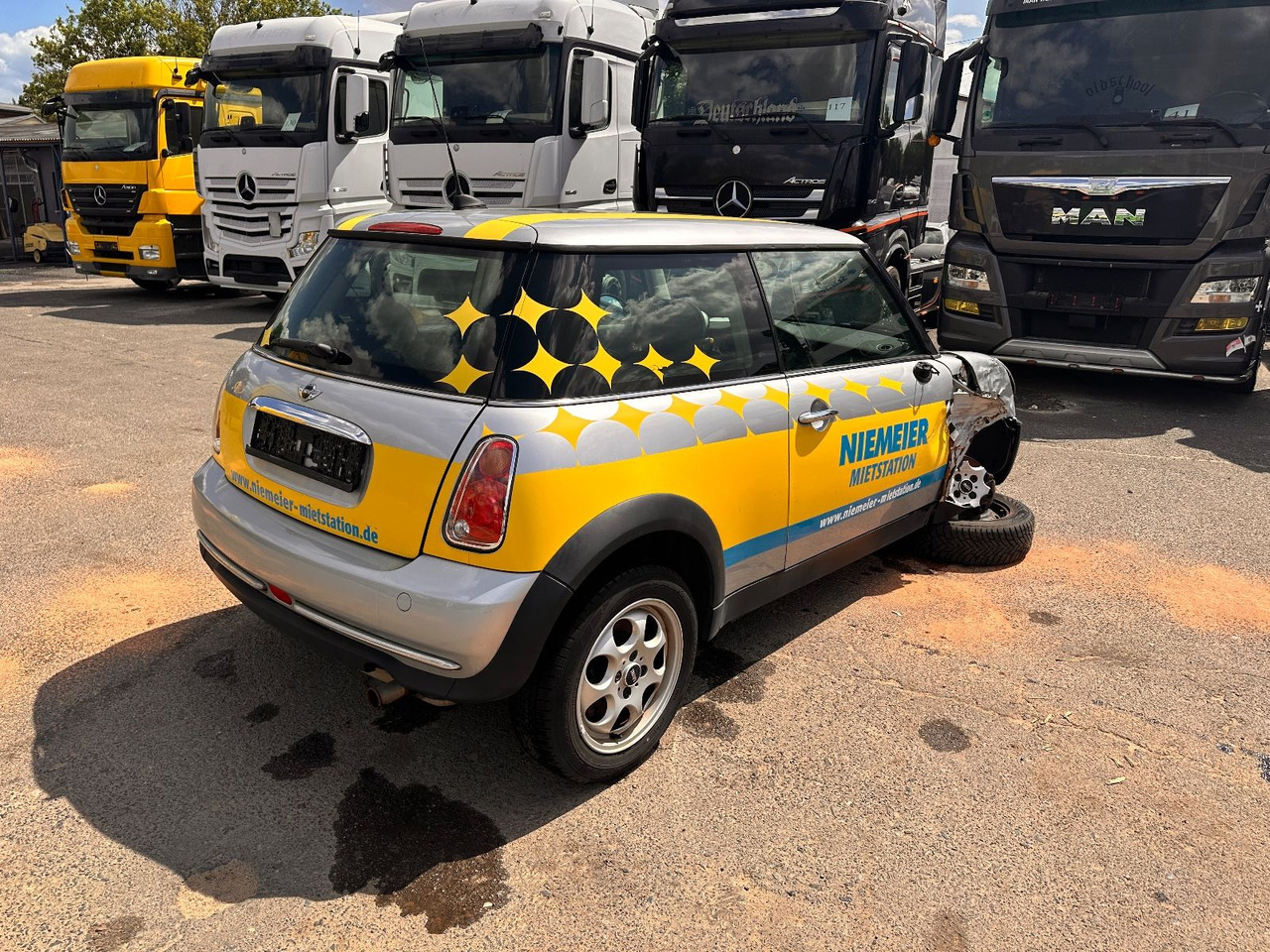 MINI ONE Mini One - Automobil: slika MINI ONE Mini One - Automobil MINI ONE Mini One - Automobil: slika MINI ONE Mini One - Automobil