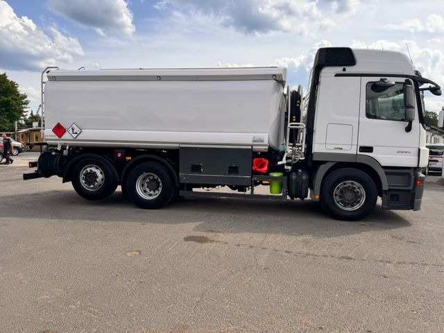 Mercedes-Benz Actros 2541 Tankwagen - Kamion cisterna: slika Mercedes-Benz Actros 2541 Tankwagen - Kamion cisterna Mercedes-Benz Actros 2541 Tankwagen - Kamion cisterna: slika Mercedes-Benz Actros 2541 Tankwagen - Kamion cisterna