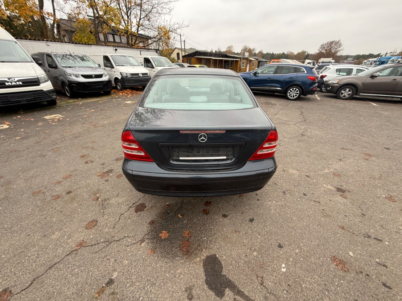 Mercedes-Benz C 180 T CLASSIC - Automobil: slika Mercedes-Benz C 180 T CLASSIC - Automobil Mercedes-Benz C 180 T CLASSIC - Automobil: slika Mercedes-Benz C 180 T CLASSIC - Automobil