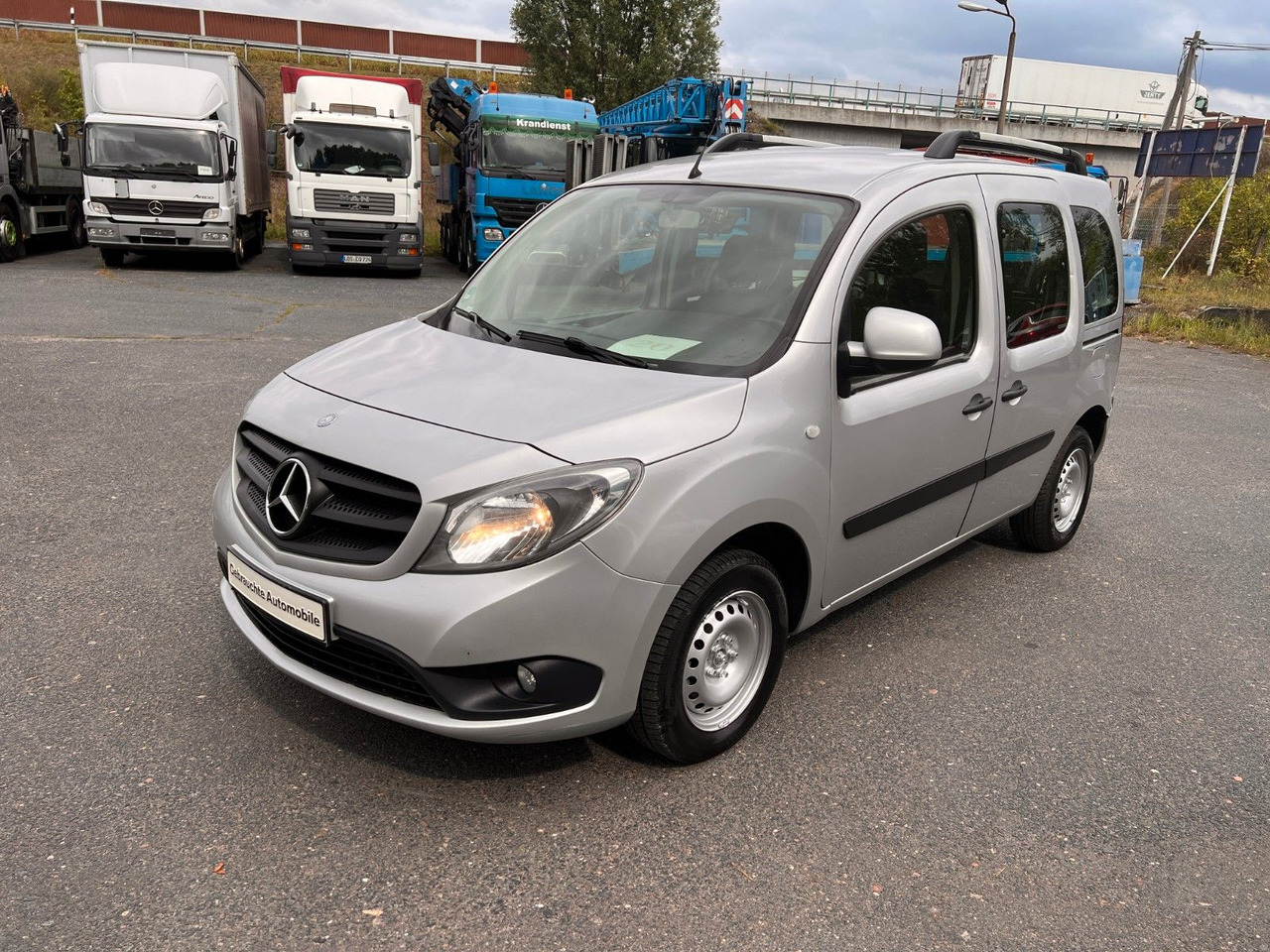 Mercedes-Benz Citan Kombi 111 CDI lang - Putnički kombi: slika Mercedes-Benz Citan Kombi 111 CDI lang - Putnički kombi Mercedes-Benz Citan Kombi 111 CDI lang - Putnički kombi: slika Mercedes-Benz Citan Kombi 111 CDI lang - Putnički kombi