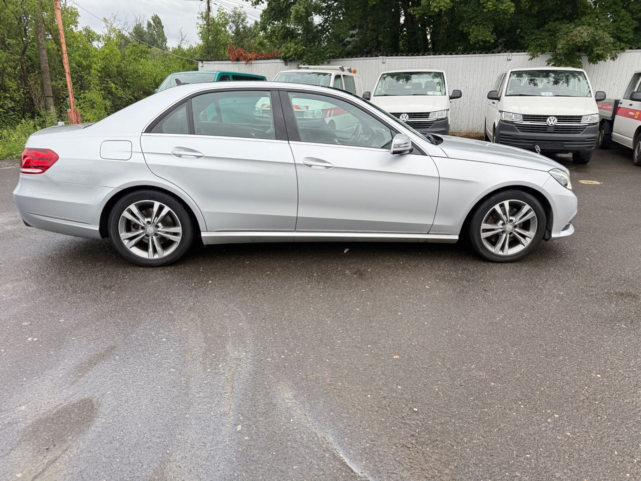 Mercedes-Benz E 300 E -Klasse Lim. E 300 BlueTec - Limuzina: slika Mercedes-Benz E 300 E -Klasse Lim. E 300 BlueTec - Limuzina Mercedes-Benz E 300 E -Klasse Lim. E 300 BlueTec - Limuzina: slika Mercedes-Benz E 300 E -Klasse Lim. E 300 BlueTec - Limuzina