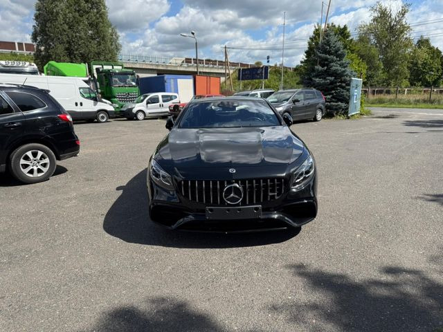 Mercedes-Benz S 63 AMG S -Klasse Coupe S 63 AMG 4Matic+ - Coupe: slika Mercedes-Benz S 63 AMG S -Klasse Coupe S 63 AMG 4Matic+ - Coupe Mercedes-Benz S 63 AMG S -Klasse Coupe S 63 AMG 4Matic+ - Coupe: slika Mercedes-Benz S 63 AMG S -Klasse Coupe S 63 AMG 4Matic+ - Coupe