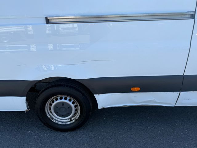 Mercedes-Benz Sprinter III Kasten 316 CDI RWD - Furgon: slika Mercedes-Benz Sprinter III Kasten 316 CDI RWD - Furgon Mercedes-Benz Sprinter III Kasten 316 CDI RWD - Furgon: slika Mercedes-Benz Sprinter III Kasten 316 CDI RWD - Furgon