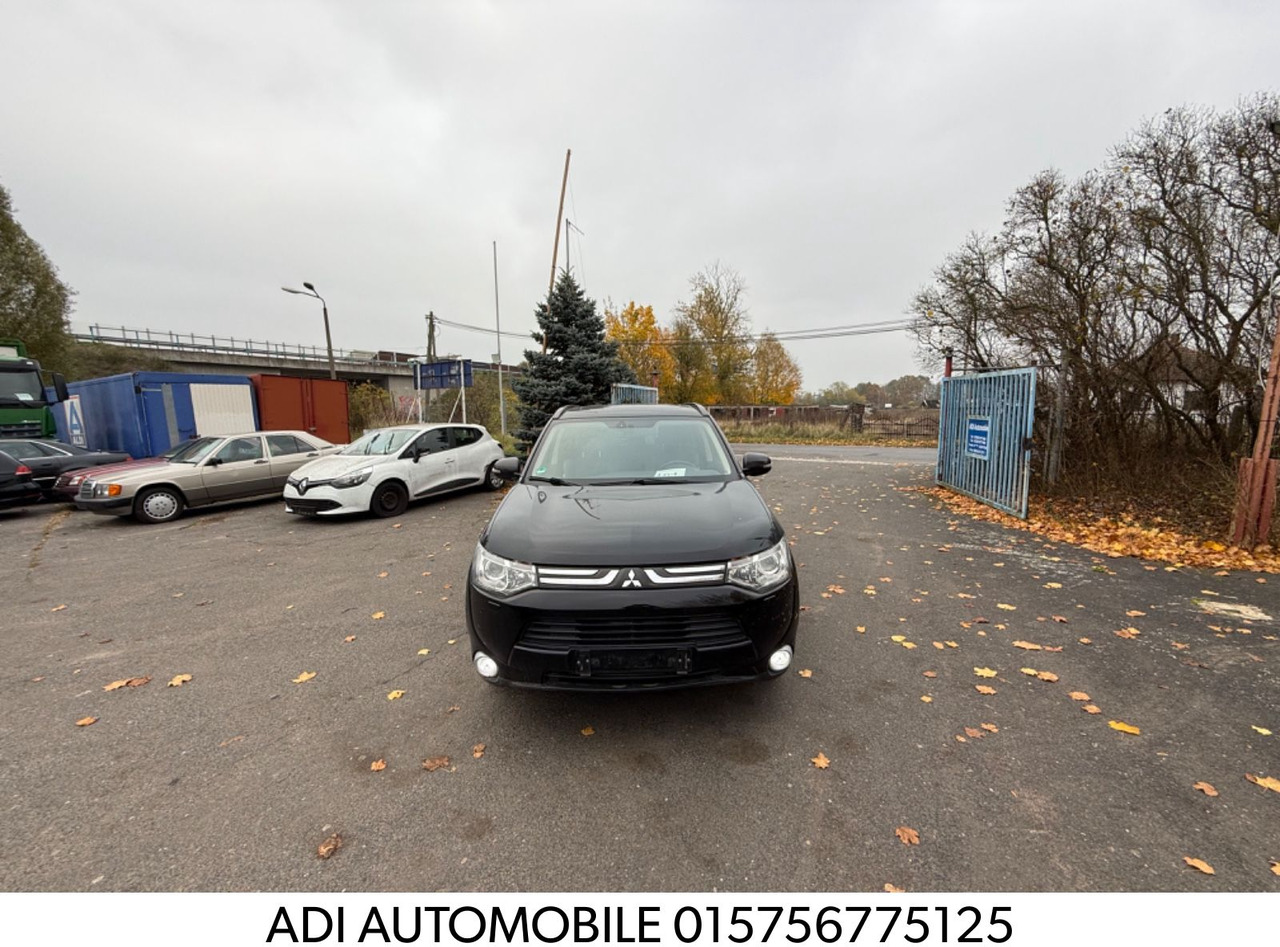 Mitsubishi Outlander 4X4 Allrad ClearTec Instyle - SUV: slika Mitsubishi Outlander 4X4 Allrad ClearTec Instyle - SUV Mitsubishi Outlander 4X4 Allrad ClearTec Instyle - SUV: slika Mitsubishi Outlander 4X4 Allrad ClearTec Instyle - SUV