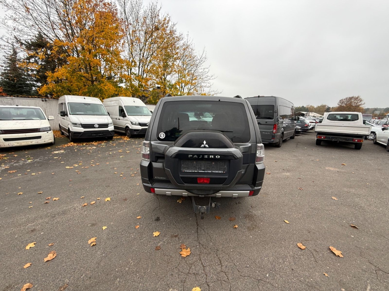 Mitsubishi Pajero 3,2 DI-D Edition 100 - SUV: slika Mitsubishi Pajero 3,2 DI-D Edition 100 - SUV Mitsubishi Pajero 3,2 DI-D Edition 100 - SUV: slika Mitsubishi Pajero 3,2 DI-D Edition 100 - SUV
