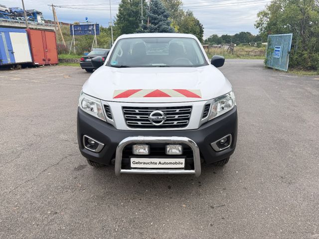 Nissan Navara NP300 Visia King Cab 4x4 - SUV: slika Nissan Navara NP300 Visia King Cab 4x4 - SUV Nissan Navara NP300 Visia King Cab 4x4 - SUV: slika Nissan Navara NP300 Visia King Cab 4x4 - SUV