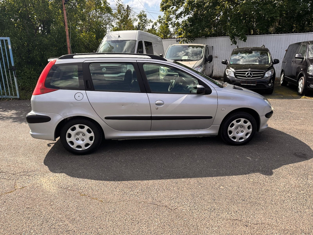 Peugeot 206 SW Grand Filou Cool - Automobil: slika Peugeot 206 SW Grand Filou Cool - Automobil Peugeot 206 SW Grand Filou Cool - Automobil: slika Peugeot 206 SW Grand Filou Cool - Automobil
